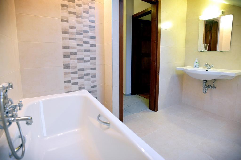 Corner Apartman Eger Room photo