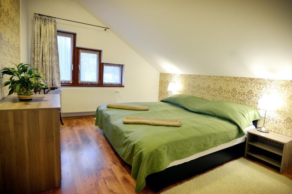 Corner Apartman Eger Room photo