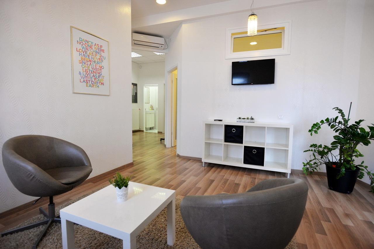 Corner Apartman Eger Exterior photo